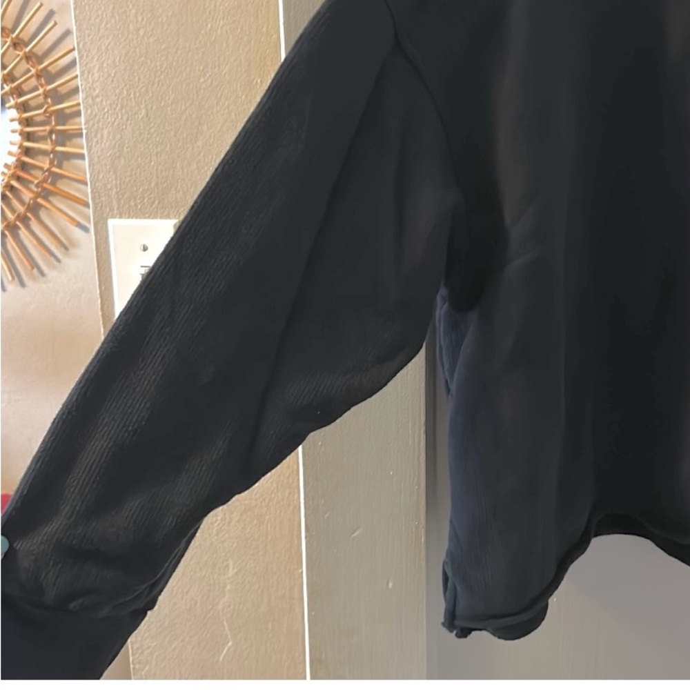 Nike Black Yoga Hood Sweater Sweatshirt - Picture 4 of 9